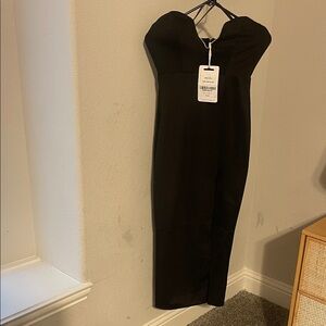 Elegant Black Strapless Dress